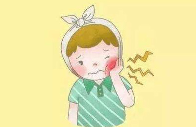 進食、遇到冷熱刺激時產生疼痛